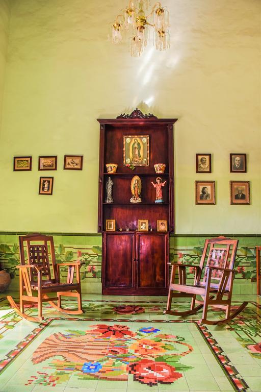 Casa Marlene Hotel วัลลาโดลิด ภายนอก รูปภาพ