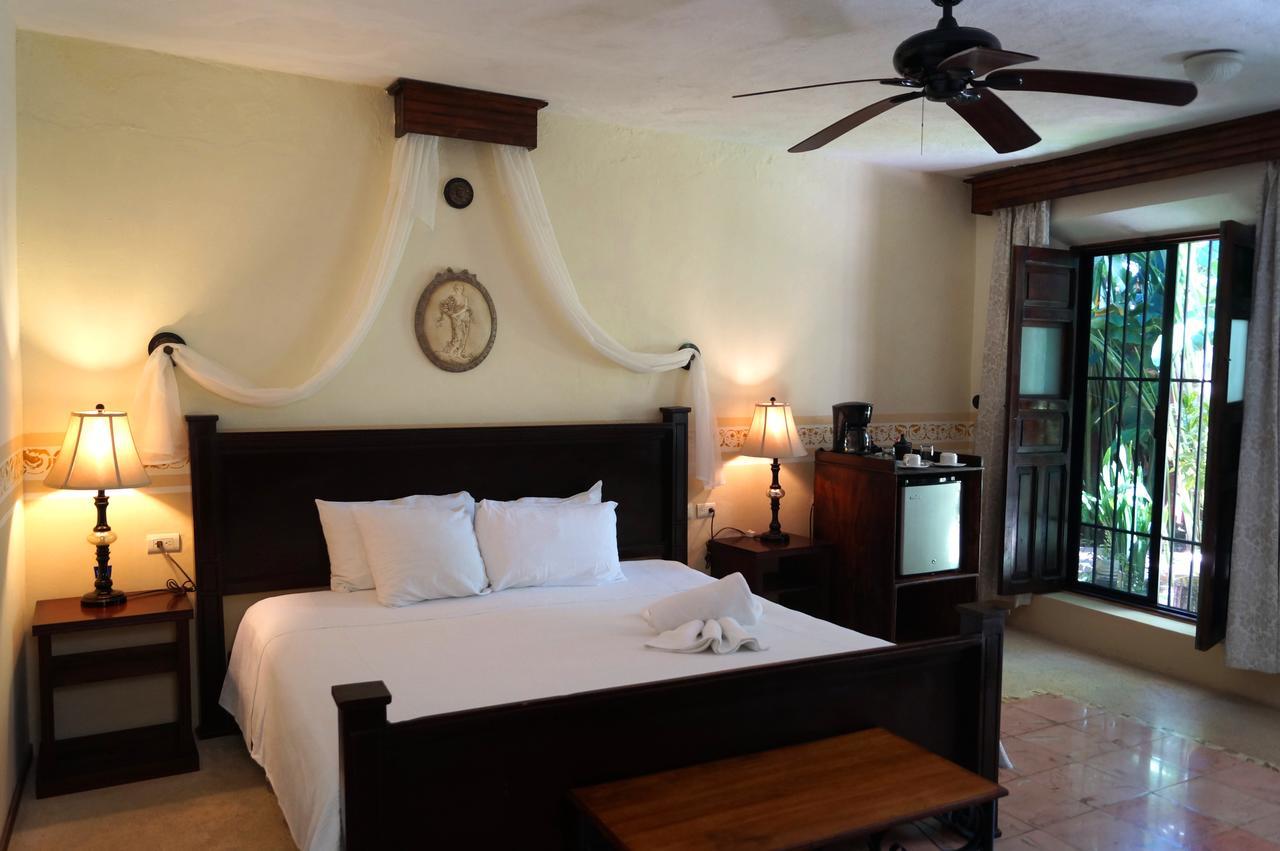 Casa Marlene Hotel วัลลาโดลิด ภายนอก รูปภาพ