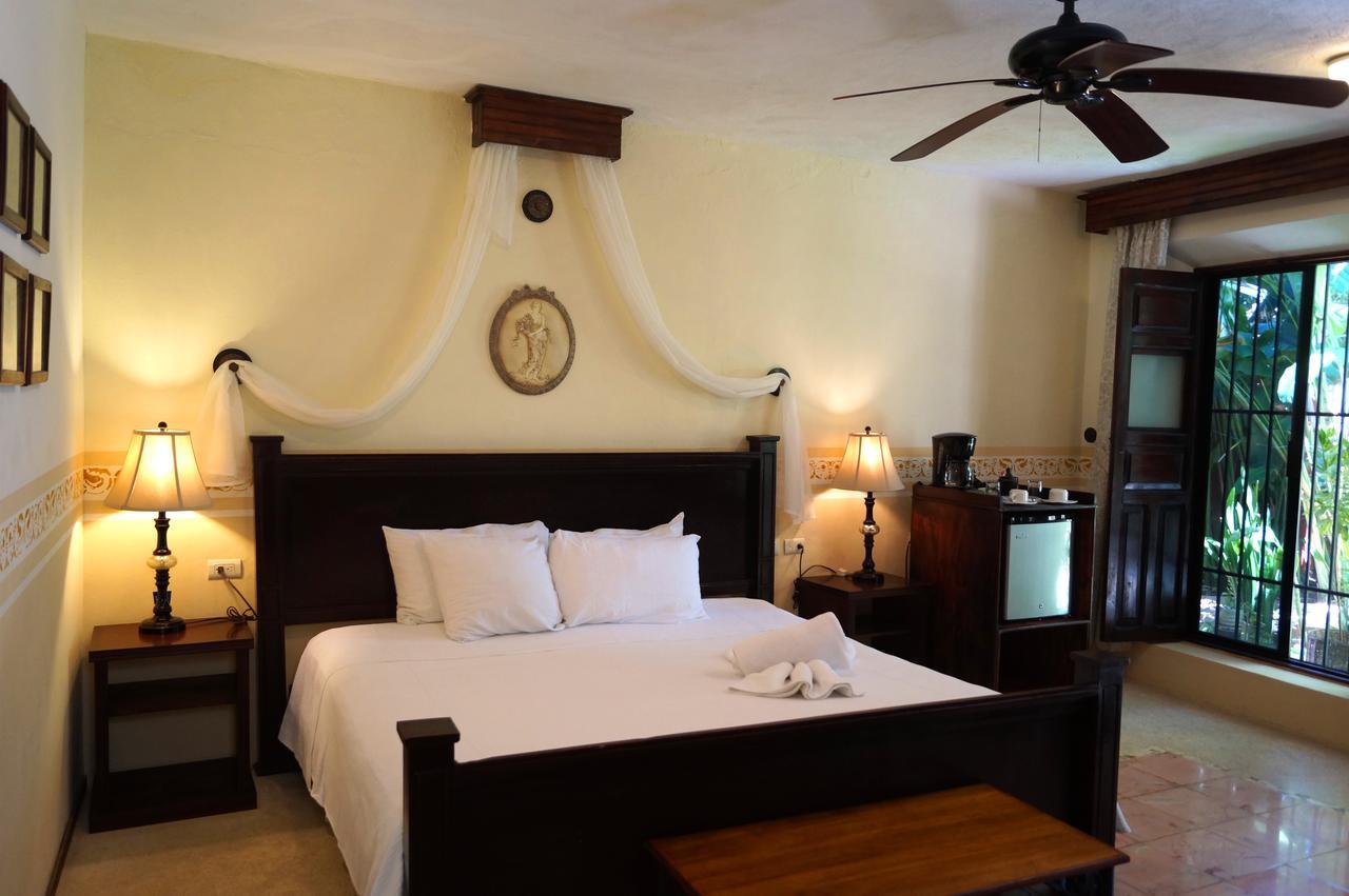 Casa Marlene Hotel วัลลาโดลิด ภายนอก รูปภาพ